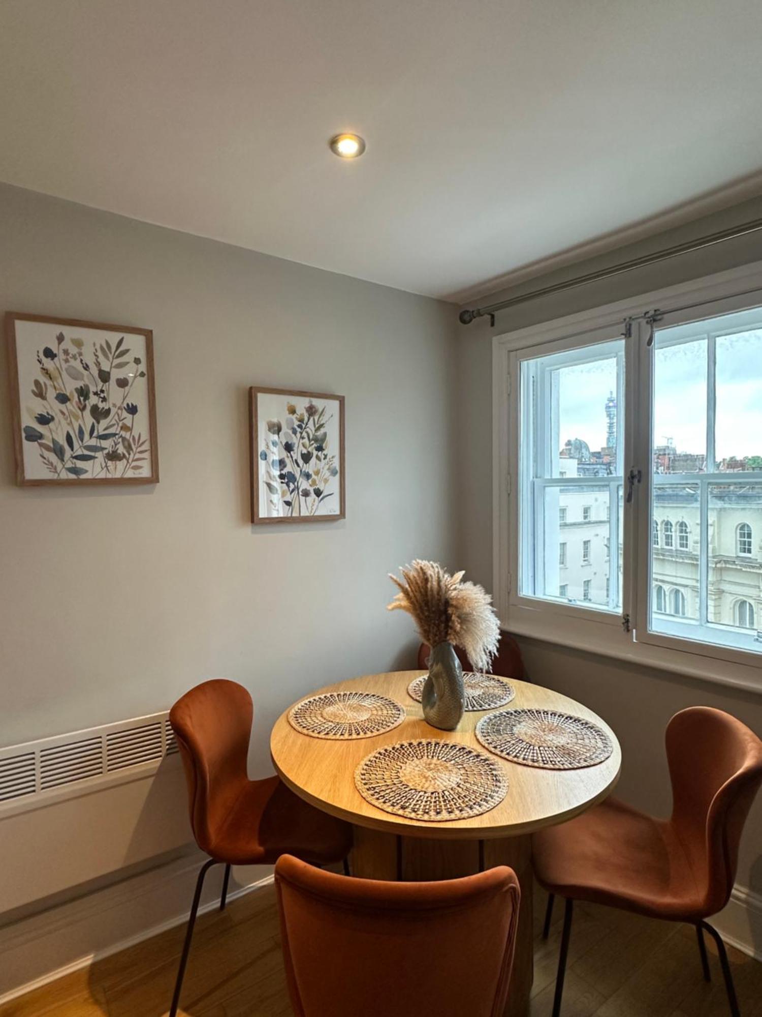 Stylish Flat Minutes From Covent Garden - West End London Luaran gambar